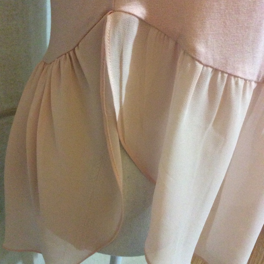 💯Curved Hem Halter Top - Picture 5 of 7